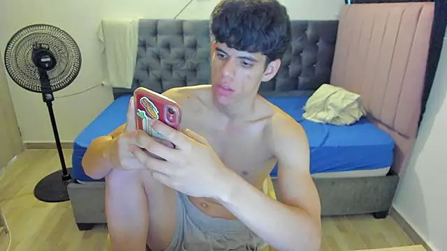 Josy 11 online show from March 2026 10:47:02 PM