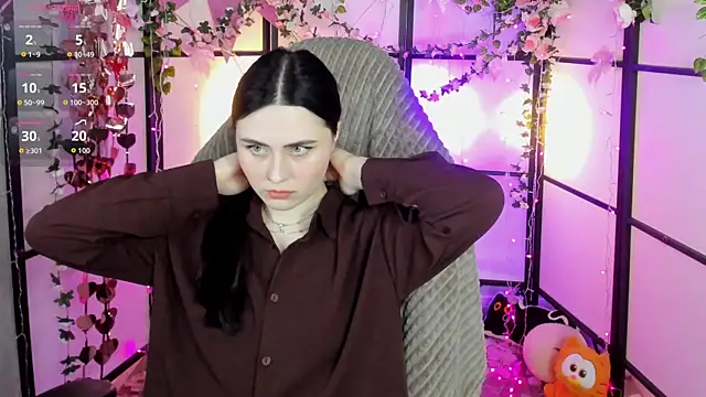 NoraLumi online show from April 2026 12:46:02 PM