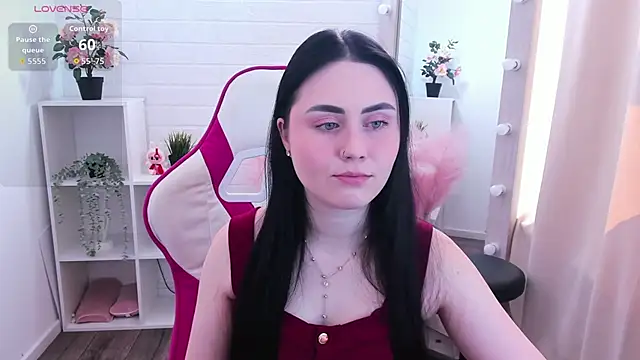 NoraLumi online show from April 2026 05:19:01 AM