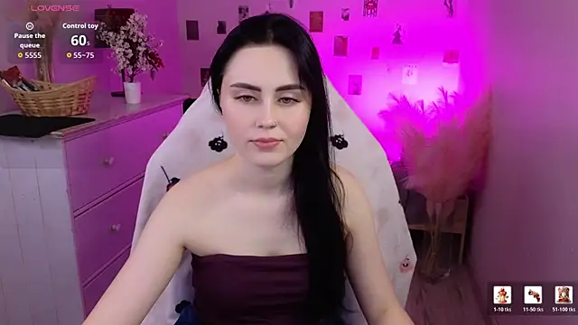NoraLumi online show from June 2026 05:28:02 AM