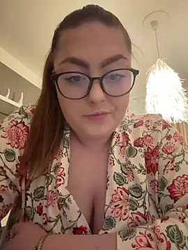 AureliaRosee online show from March 2026 07:18:02 PM