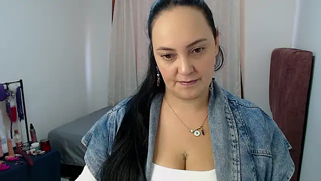 Veroniicabbw  online show from July 2026 02:31:01 PM