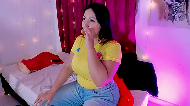 Snapshot of karlyprintt chatting on July 2026 02:01:02 PM karlyprintt online show from July 2026 02:01:02 PM