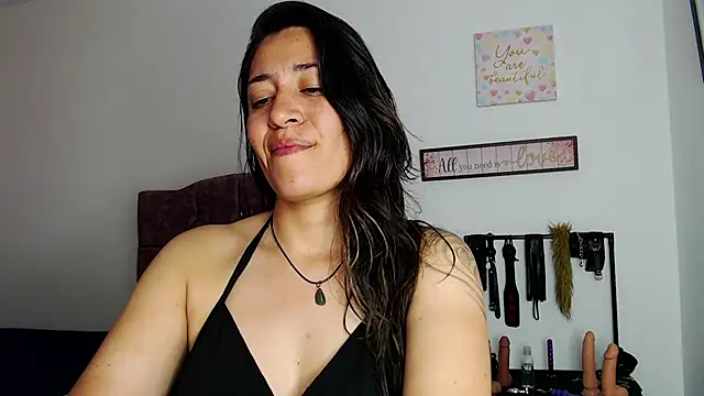 Snapshot of violeta_scott chatting on June 2026 02:12:02 PM violeta scott online show from June 2026 02:12:02 PM