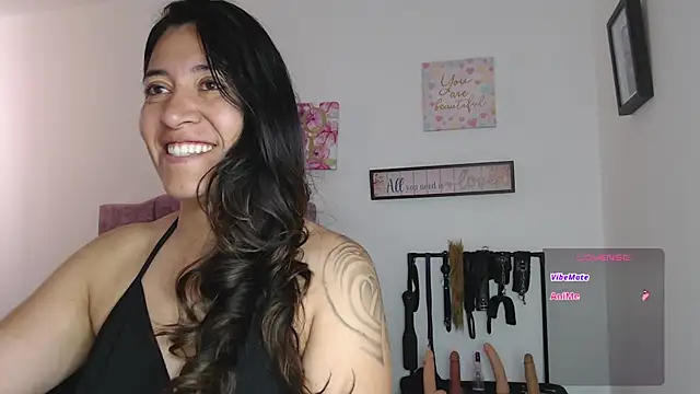 Snapshot of violeta_scott chatting on August 2026 04:11:01 PM violeta scott online show from August 2026 04:11:01 PM
