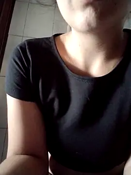 prisci1 online show from April 2026 04:33:02 PM