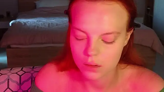 mollybossy online show from March 2026 12:15:01 AM