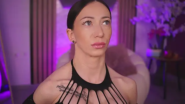 RubyFever online show from June 2026 05:43:01 AM