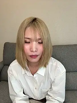 una2001 online show from April 2026 01:58:02 AM