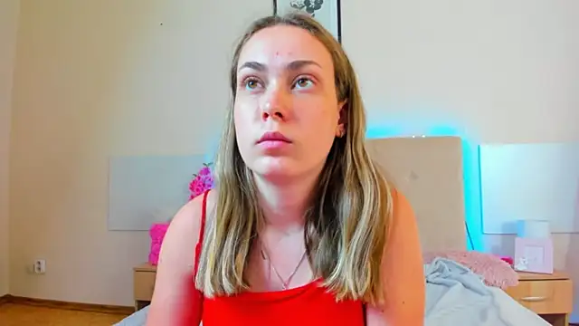Snapshot of MelanieCuty chatting on June 2026 05:39:01 PM MelanieCuty online show from June 2026 05:39:01 PM