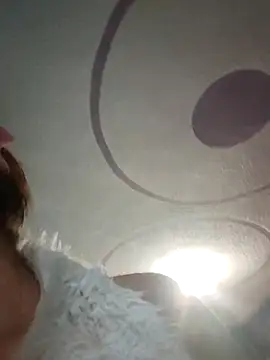 Snapshot of Estrella_2407 chatting on March 2026 02:04:01 AM Estrella 2407 online show from March 2026 02:04:01 AM