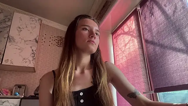 Lili Kilian online show from April 2026 12:09:02 PM