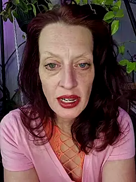 Snapshot of PurpleBunnyxo chatting on April 2026 04:17:02 PM PurpleBunnyxo online show from April 2026 04:17:02 PM