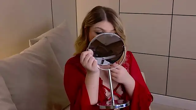 WendyPage online show from April 2026 07:05:02 PM