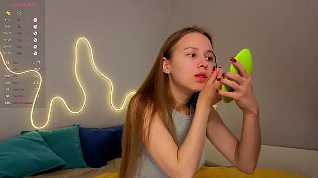 Emma dream  online show from June 2026 01:47:02 AM
