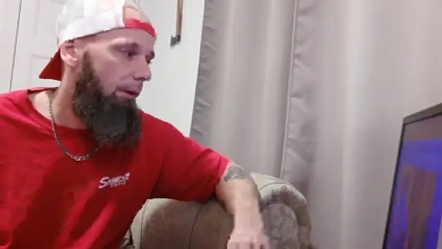 Snapshot of willywet chatting on April 2026 11:49:02 PM willywet online show from April 2026 11:49:02 PM