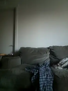 yourMasterisBored online show from April 2026 01:42:02 AM