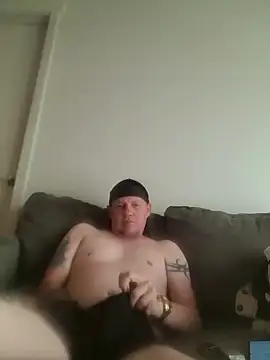 Snapshot of yourMasterisBored chatting on May 2026 02:43:01 PM yourMasterisBored online show from May 2026 02:43:01 PM