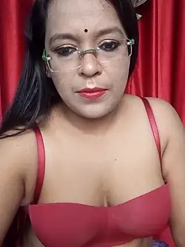 hornyrosy321 online show from April 2026 06:53:02 PM