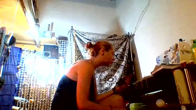 Snapshot of Ambionce chatting on August 2026 09:29:02 PM Ambionce online show from August 2026 09:29:02 PM