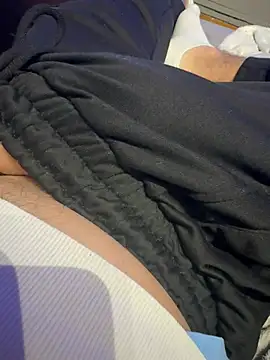 Snapshot of gg79100 chatting on March 2026 11:33:01 PM gg79100 online show from March 2026 11:33:01 PM