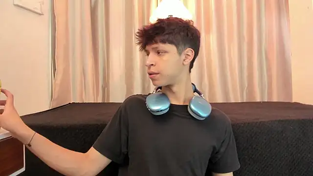 Ethan qop online show from June 2026 11:08:02 AM