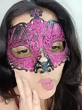 Hottymahi7 online show from May 2026 03:50:01 PM