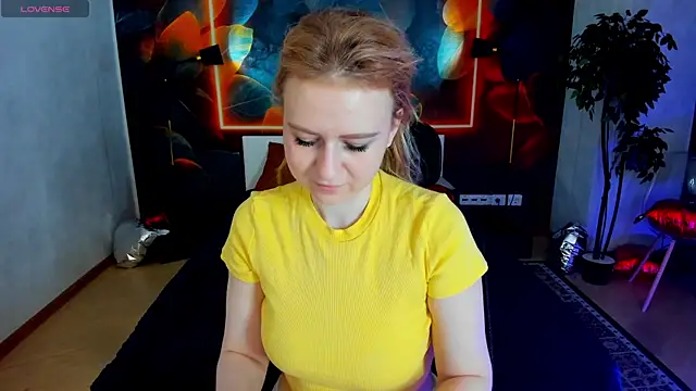 Shiny Liss online show from April 2026 01:32:01 AM
