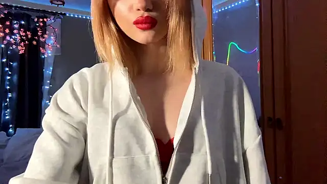 StacyChocopay online show from June 2026 01:06:01 AM