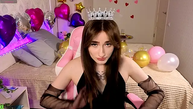 Lady Sunrise12 online show from March 2026 01:00:01 AM