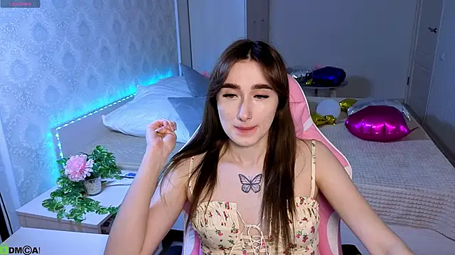 Lady Sunrise12 online show from March 2026 01:06:02 AM