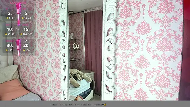Snapshot of Mini_Rouse chatting on May 2026 12:12:01 PM Mini Rouse online show from May 2026 12:12:01 PM