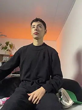 SebastianReed  online show from May 2026 03:47:01 AM