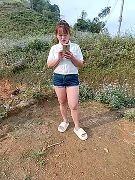 Mina xYx online show from March 2026 01:11:01 AM