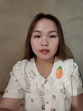 Mina xYx online show from May 2026 04:35:02 PM
