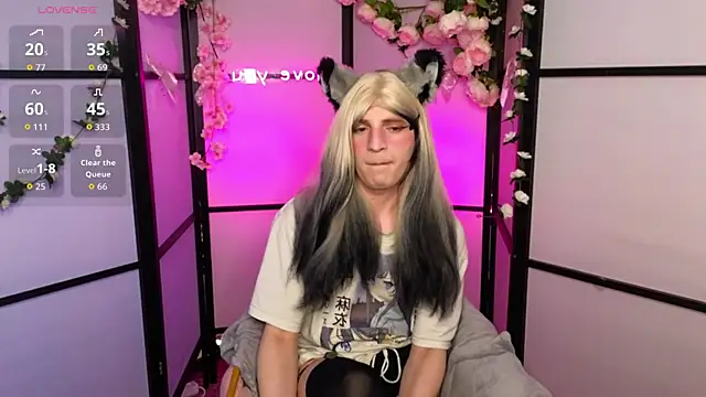 FoxIsPuff online show from June 2026 05:35:02 AM