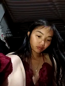 emmasexy2k online show from May 2026 01:25:02 AM