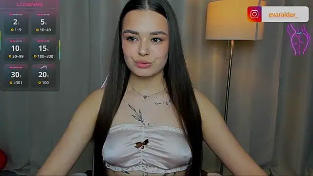 EvaRaider online show from April 2026 01:37:02 PM