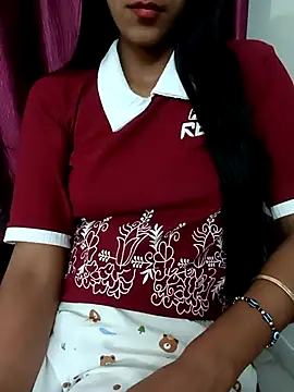 Snapshot of aushi_rajput chatting on April 2026 04:57:02 PM aushi rajput online show from April 2026 04:57:02 PM