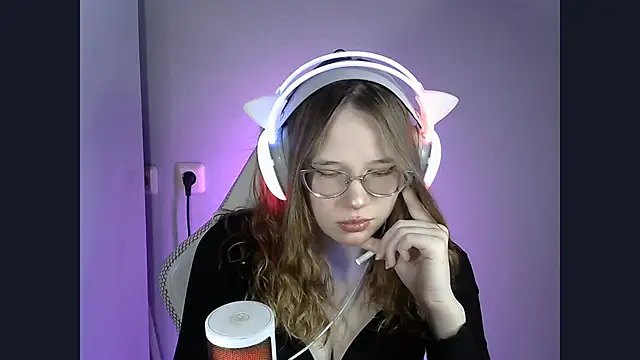 AmandaBargon online show from March 2026 07:12:02 AM