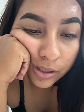 yuliana056 online show from April 2026 05:07:02 AM