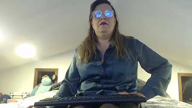 Malu 617 online show from March 2026 04:16:01 AM