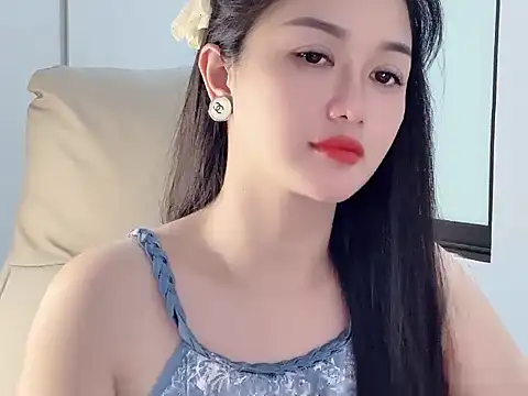 AmyLinee 1 online show from July 2026 07:12:01 AM