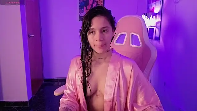 Oliviasims online show from March 2026 08:46:02 PM