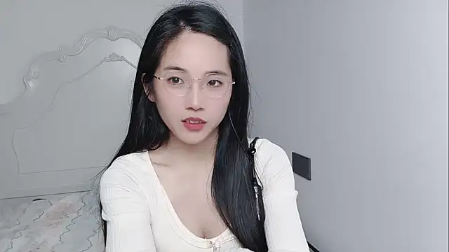 Snapshot of MIAOMIAO-666 chatting on April 2026 01:17:01 PM MIAOMIAO-666 online show from April 2026 01:17:01 PM
