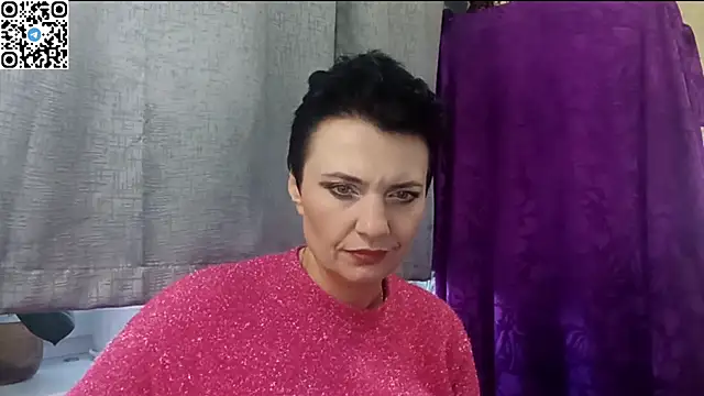 HotMamaQueen234 online show from April 2026 01:39:02 PM