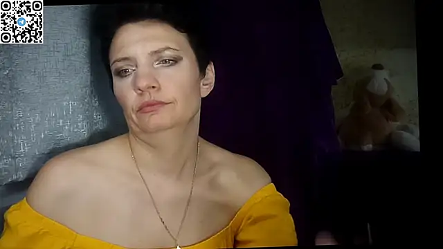 HotMamaQueen234 online show from June 2026 07:38:02 PM