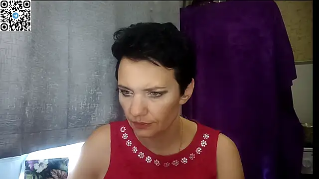 HotMamaQueen234 online show from June 2026 11:45:01 AM