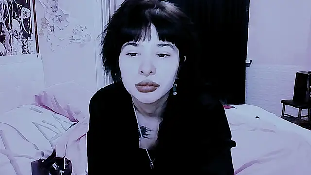 Snapshot of AllisonDeetz chatting on June 2026 05:17:01 PM AllisonDeetz online show from June 2026 05:17:01 PM