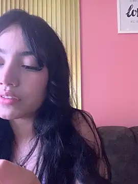 Snapshot of MayyBonita chatting on June 2026 06:57:02 PM MayyBonita online show from June 2026 06:57:02 PM